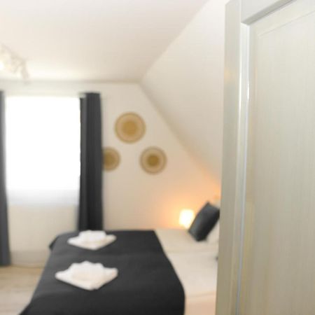 Raba92 Apartman House Екстер'єр фото