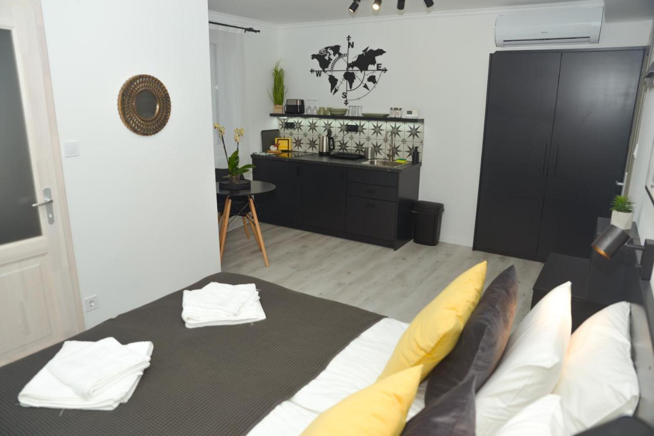 Raba92 Apartman House Екстер'єр фото